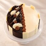 Choco+Vanilla Cake